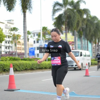 Runner Photo 3705216