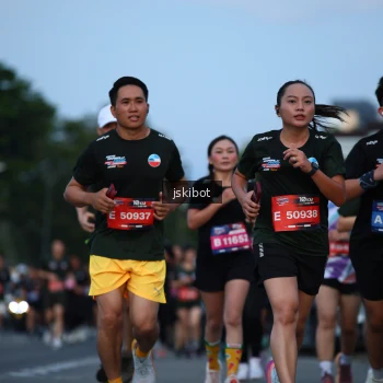 Runner Photo 3705235