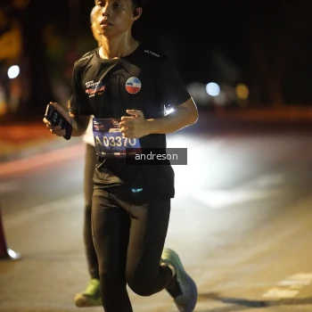 Runner Photo 3705250