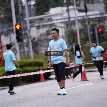Runner Photo 3705310