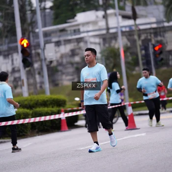 Runner Photo 3705315