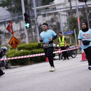 Runner Photo 3705340