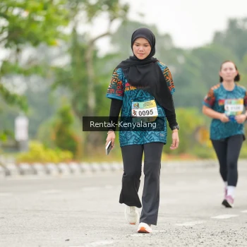 Runner Photo 3705345