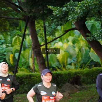 Runner Photo 3705372