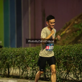 Runner Photo 3705395