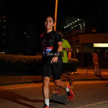 Runner Photo 3705429