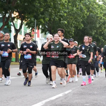 Runner Photo 3705498