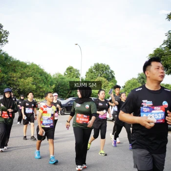 Runner Photo 3705523