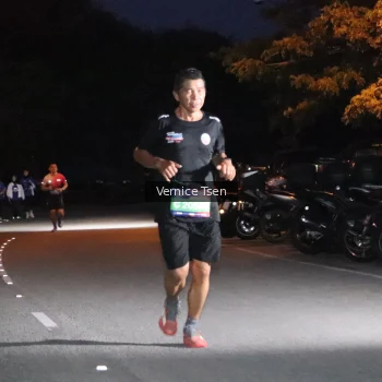 Runner Photo 3705532