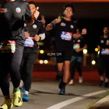Runner Photo 3705535