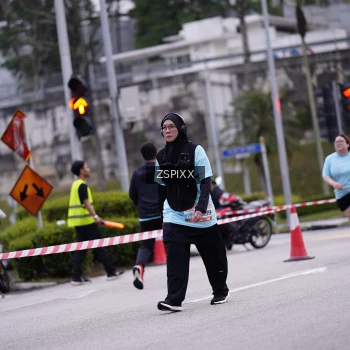 Runner Photo 3705562