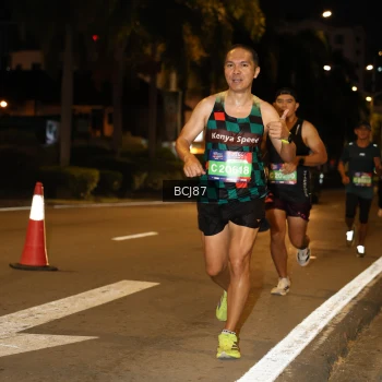 Runner Photo 3705579