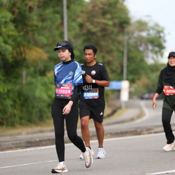 Runner Photo 3705593