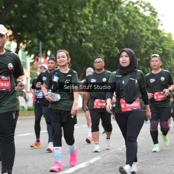 Runner Photo 3705603