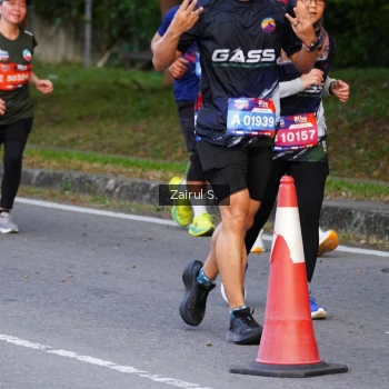Runner Photo 3705611