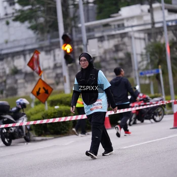 Runner Photo 3705612