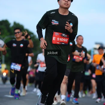 Runner Photo 3705628