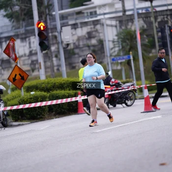 Runner Photo 3705668