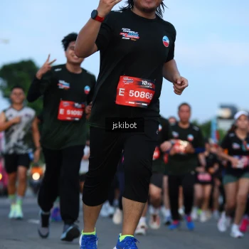 Runner Photo 3705670