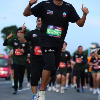 Runner Photo 3705678