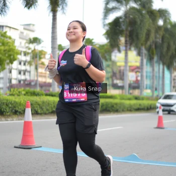 Runner Photo 3705681