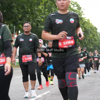 Runner Photo 3705682