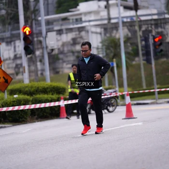 Runner Photo 3705684