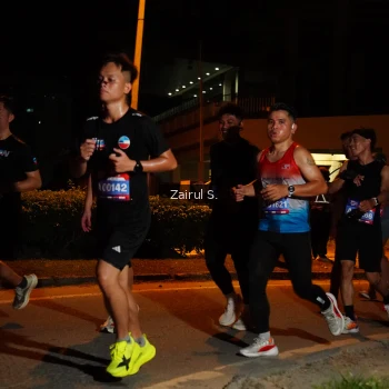 Runner Photo 3705702
