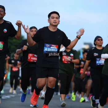 Runner Photo 3705709
