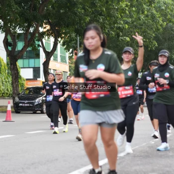 Runner Photo 3705722