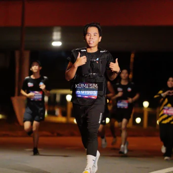 Runner Photo 3705726