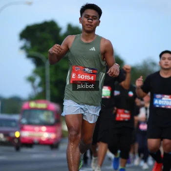 Runner Photo 3705728