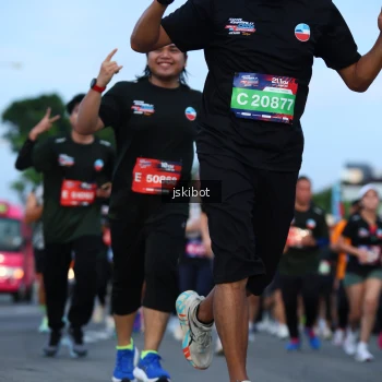 Runner Photo 3705734