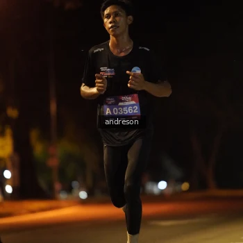 Runner Photo 3705736