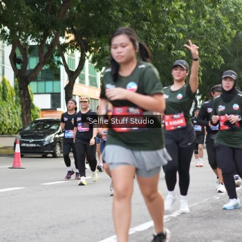 Runner Photo 3705737
