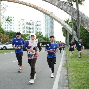 Runner Photo 3705750
