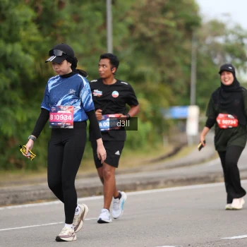 Runner Photo 3705753