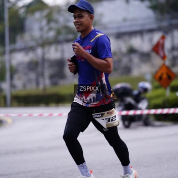 Runner Photo 3705754