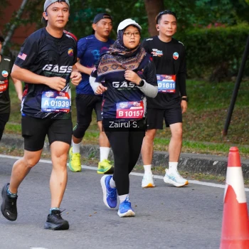 Runner Photo 3705756