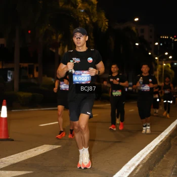 Runner Photo 3705770