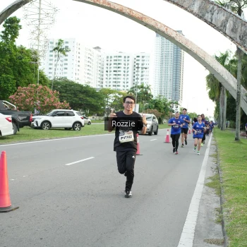 Runner Photo 3705782