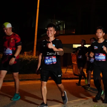 Runner Photo 3705785