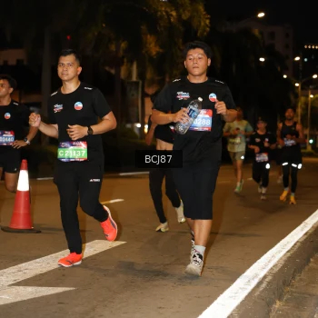 Runner Photo 3705787