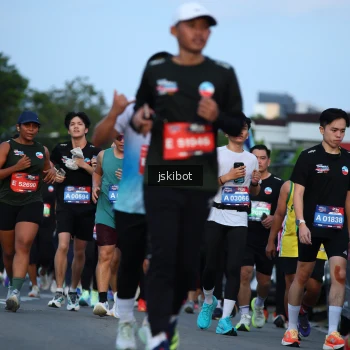 Runner Photo 3705831