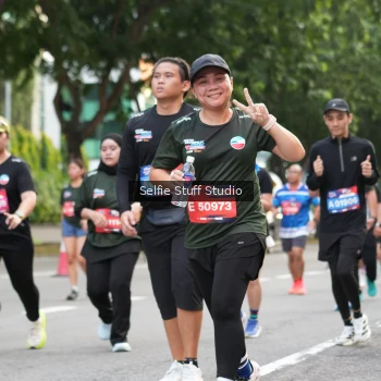 Runner Photo 3705846