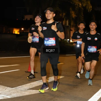 Runner Photo 3705847