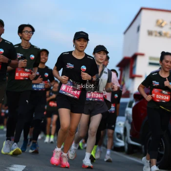 Runner Photo 3705857