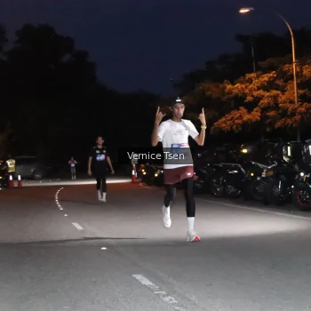 Runner Photo 3705862