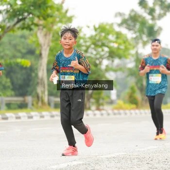 Runner Photo 3705865