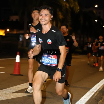 Runner Photo 3705867